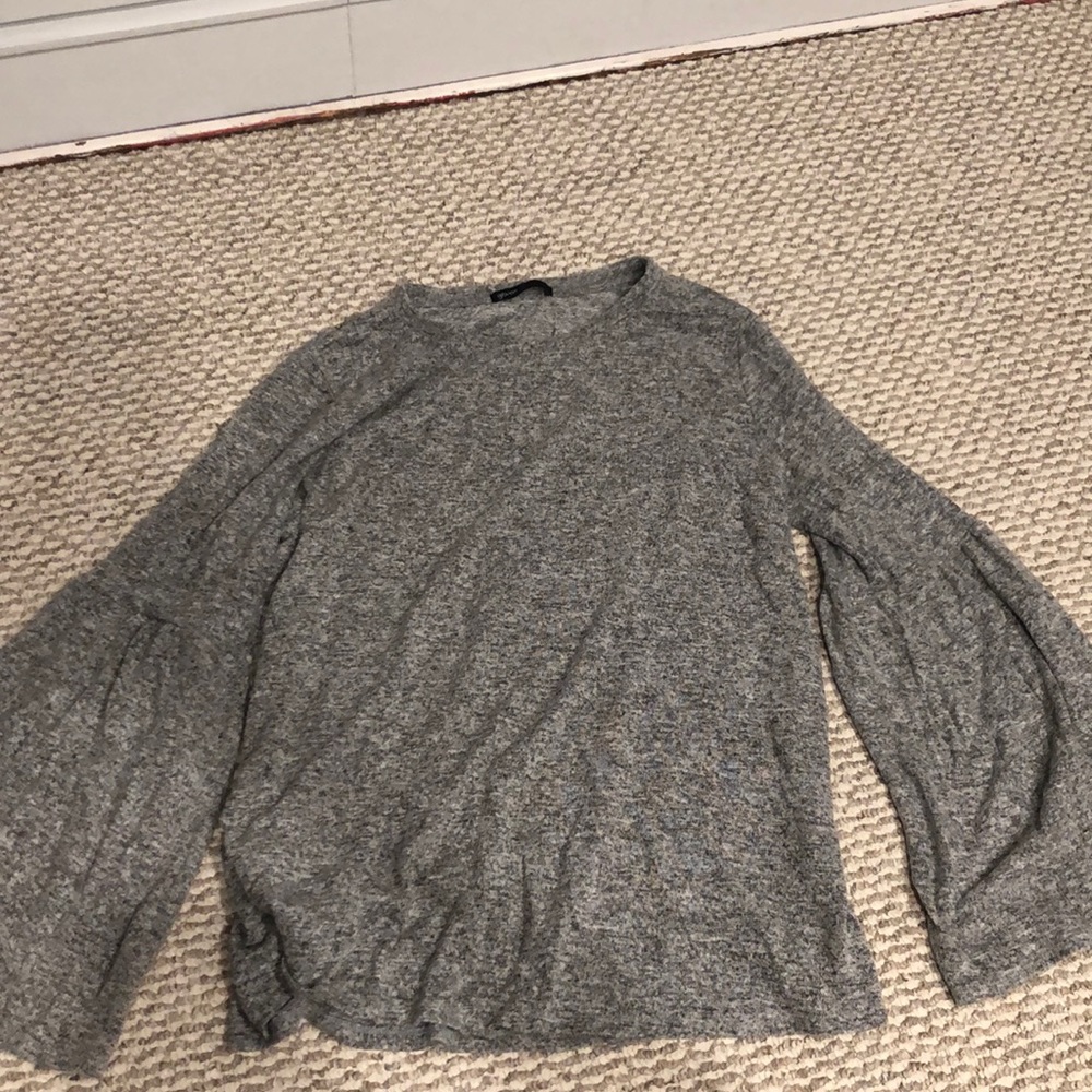 Gibson Grey Bell Sleeve Sweater